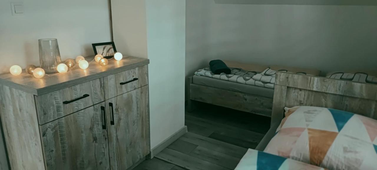 Zakatek Ciszy. Villa Sluchowo Eksteriør billede